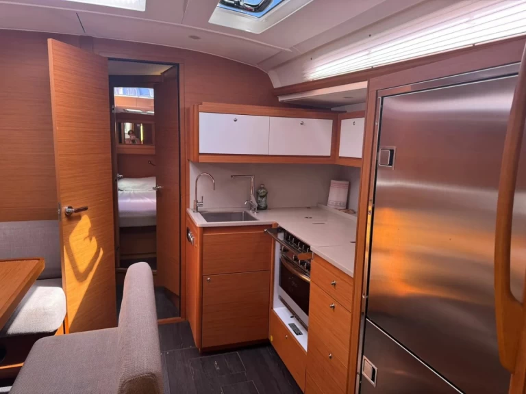 Noleggio Barca a vela a Procida – Dufour Dufour 470