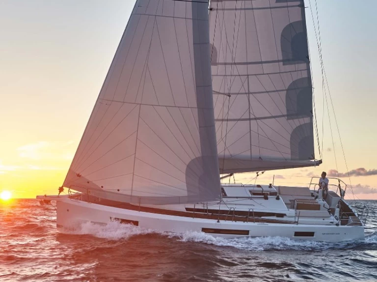 Noleggio barche Ibiza Town economico Sun Odyssey 44