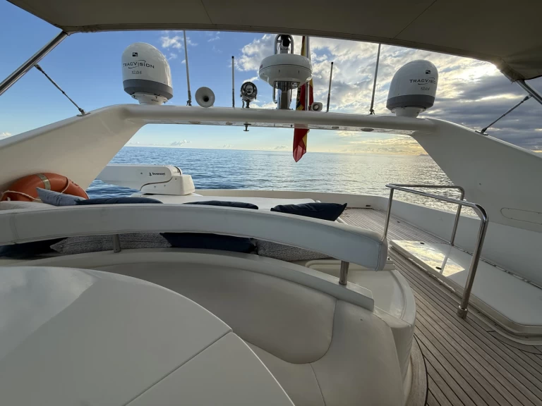Noleggiare una Ferretti 68 aniversary a Marbella