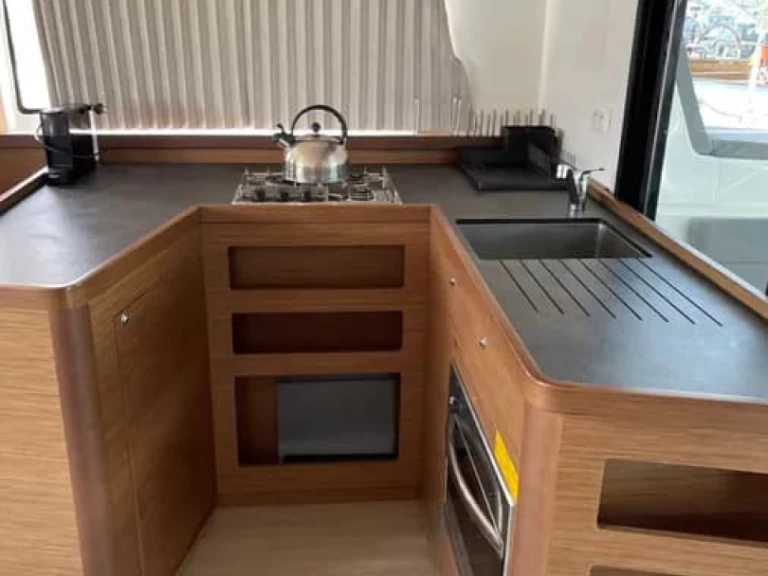 Noleggio barche Lefkáda economico Lagoon 42