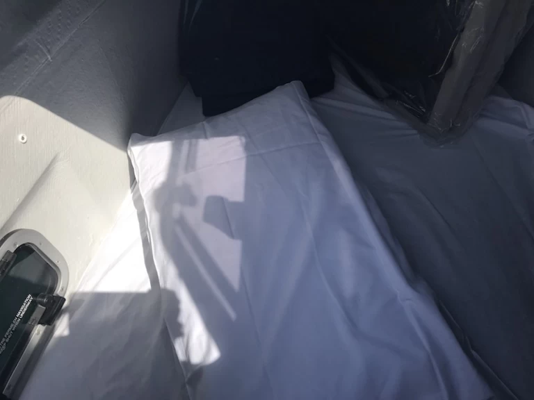 Noleggio barche Lagoon Lagoon 40 a San Teodoro su Samboat