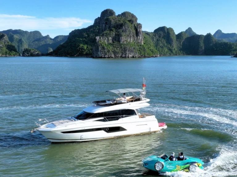 Noleggiare una Prestige Prestige 520 Fly a Hạ Long