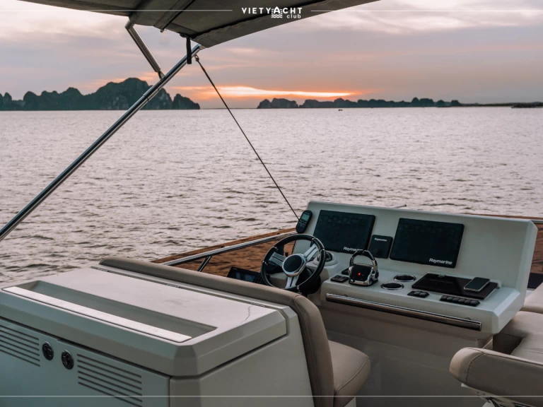 Noleggio Barca a motore a Hạ Long – Prestige Prestige 520 Fly
