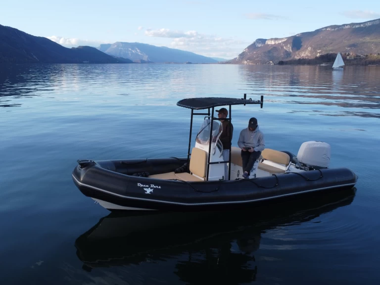 Noleggio barche Aix-les-Bains economico Sunrider 650 Neo Edition