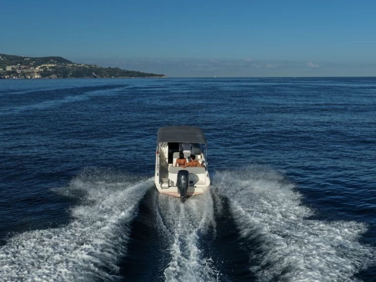 Noleggio Barca a motore Allegra con patente nautica