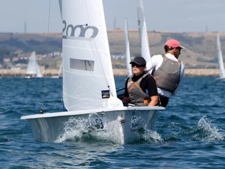 Noleggio a Carnac – LASER PERFORMANCE LASER 2000 su SamBoat