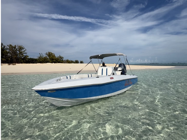 Noleggio Barca a motore Custom Made con patente nautica