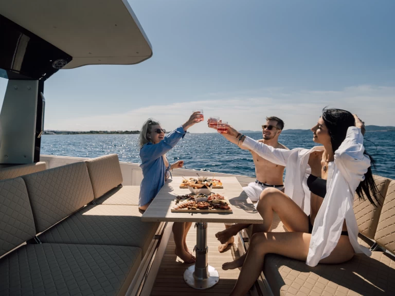 Noleggio a Zara – Vicenzo 39 WA su SamBoat