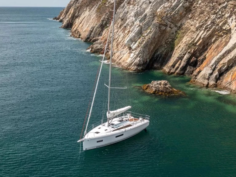 Noleggio barche Ajaccio economico OCEANIS 37.1 OCEANIS 37.1