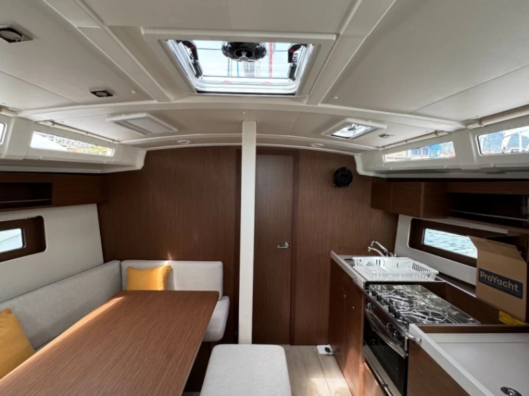 Noleggio Barca a vela a Ajaccio – Bénéteau OCEANIS 37.1 OCEANIS 37.1