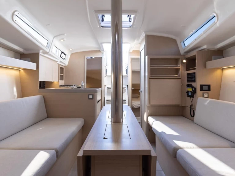 Bénéteau Oceanis 34.1 da affittare a  Ajaccio