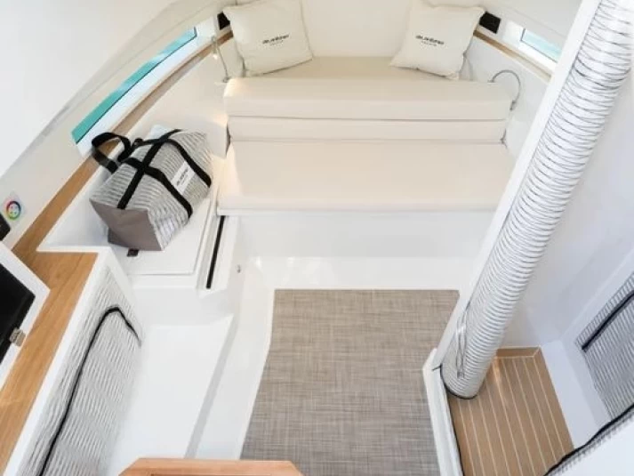 Barca a motore a noleggio a Ajaccio al miglior prezzo