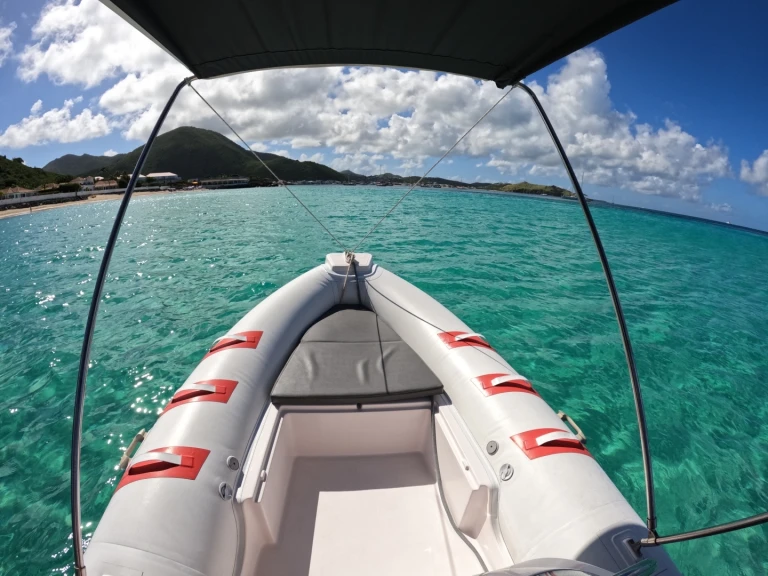 Semi-Rigide Rib 480 da affittare a  Marigot