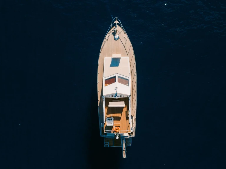 Noleggiare una San Lorenzo San Lorenzo 42s a Procida