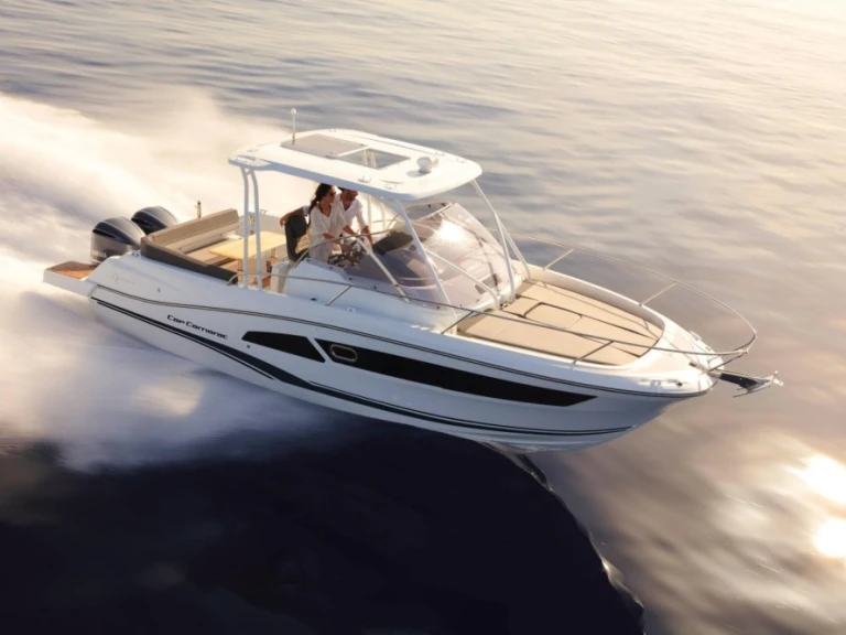 Noleggio a Cogolin – Jeanneau Cap Camarat 9.0 WA su SamBoat