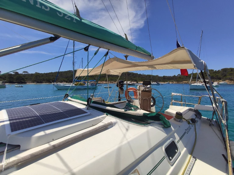 Noleggio Barca a vela a Arzon – Bénéteau Oceanis 321