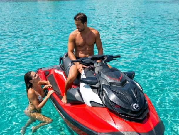 Noleggio a Portisco – Sea-Doo RXP-XRS su SamBoat