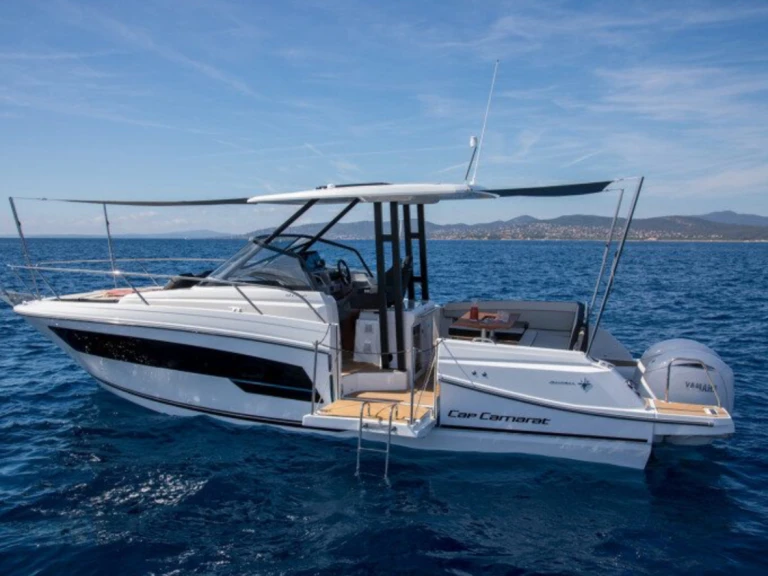 Noleggio Barca a motore con o senza skipper Jeanneau a Francia