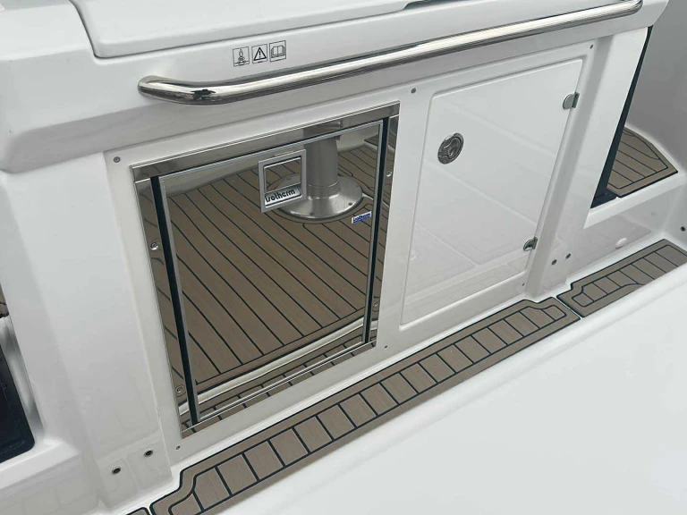 Noleggio a Francia – Jeanneau Cap Camarat 9.0 WA su SamBoat