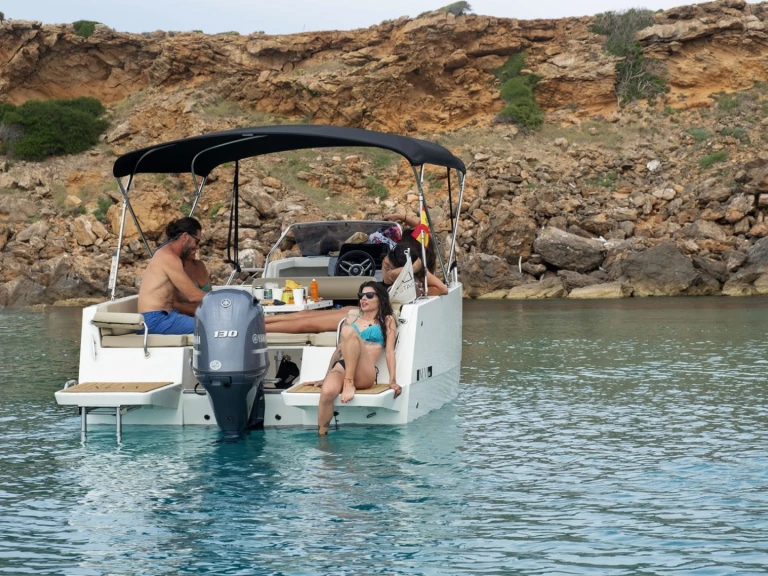 Nuva Nuva M6 da affittare a  Fornells