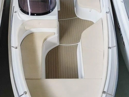 Noleggio Barca a motore Pacific Craft con patente nautica