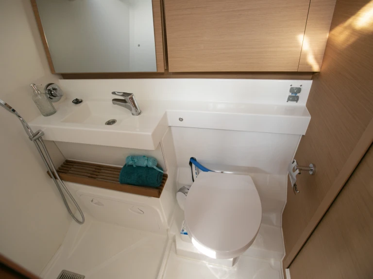 Noleggio barche Jeanneau Sun Odyssey 440 a Skiathos su Samboat