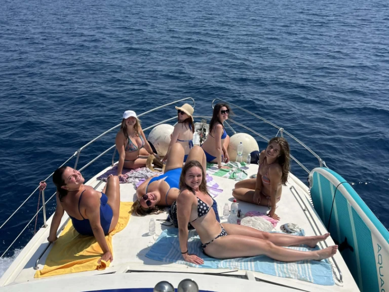 Noleggio barche Princess Princess 385 a Chania su Samboat