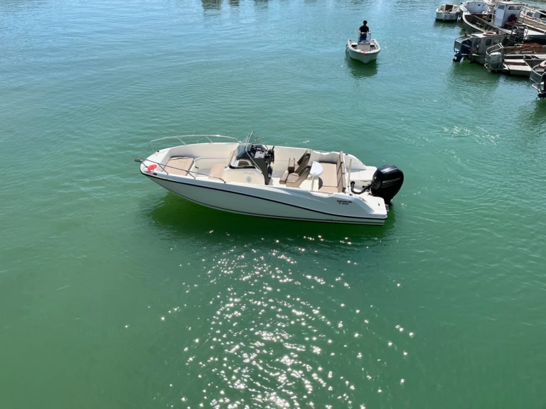 Noleggio a La Baule-Escoublac – Quicksilver QUICKSILVER 675 ACTIV su SamBoat