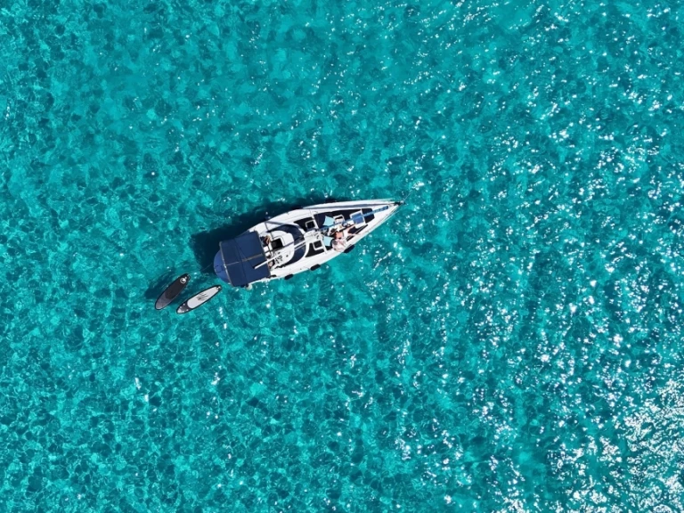 Noleggio Barca a vela con o senza skipper Comar a Porto Cristo
