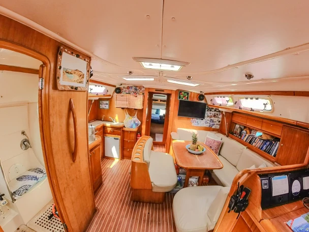 Barca a vela a noleggio a La Paz al miglior prezzo