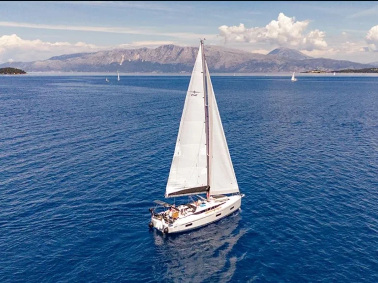 Noleggiare una Jeanneau Sun Odyssey 36i a Lefkáda