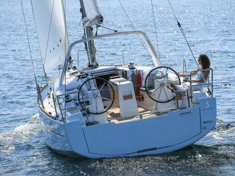 Bénéteau Oceanis 35 da affittare a  Procida
