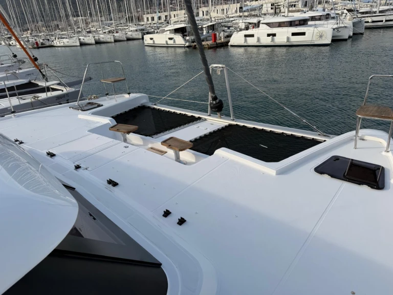 Noleggio Catamarano con o senza skipper Aventura a Seget Donji