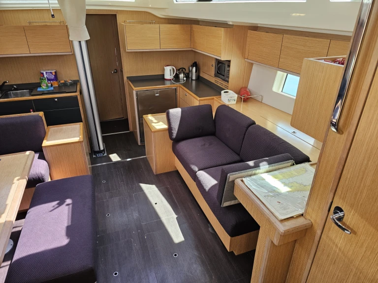 Noleggio barche Bavaria Bavaria C57 Holiday a Castelli su Samboat