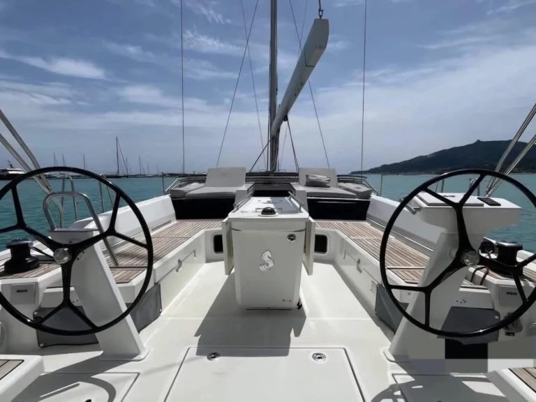 Noleggio Barca a vela Bénéteau con patente nautica