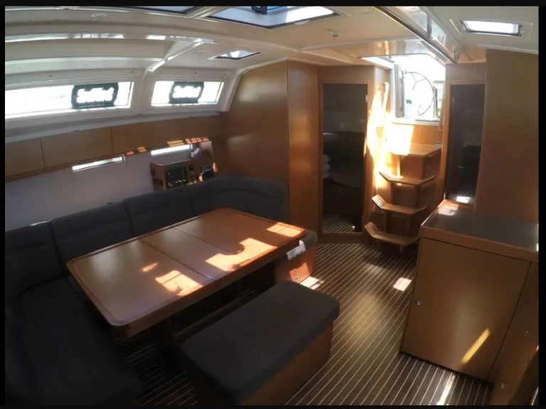 Bavaria Bavaria 46 da affittare a  Lefkáda