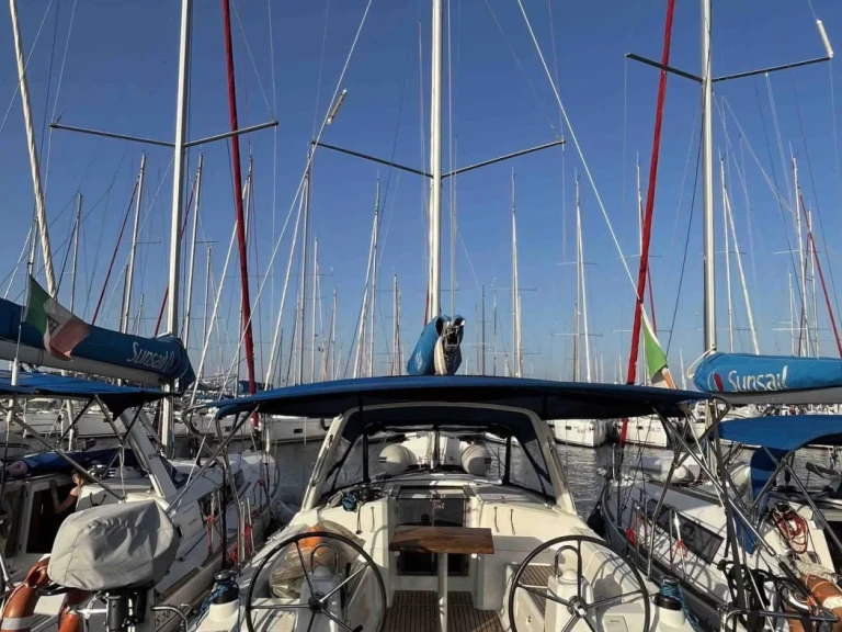 Noleggio Barca a vela a Furnari – Bénéteau Oceanis 35