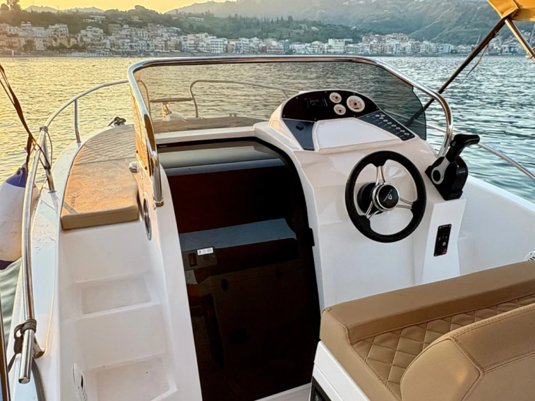 Noleggio barche Giardini-Naxos economico 21 Sun