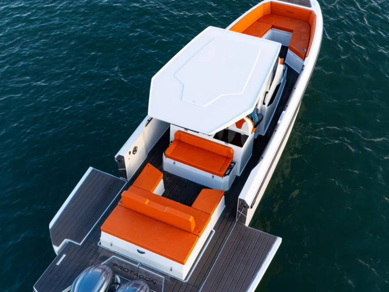 Noleggiare una Protagon 33 a Zante