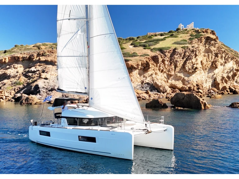 Noleggio a Álimos – Lagoon Lagoon 40 su SamBoat