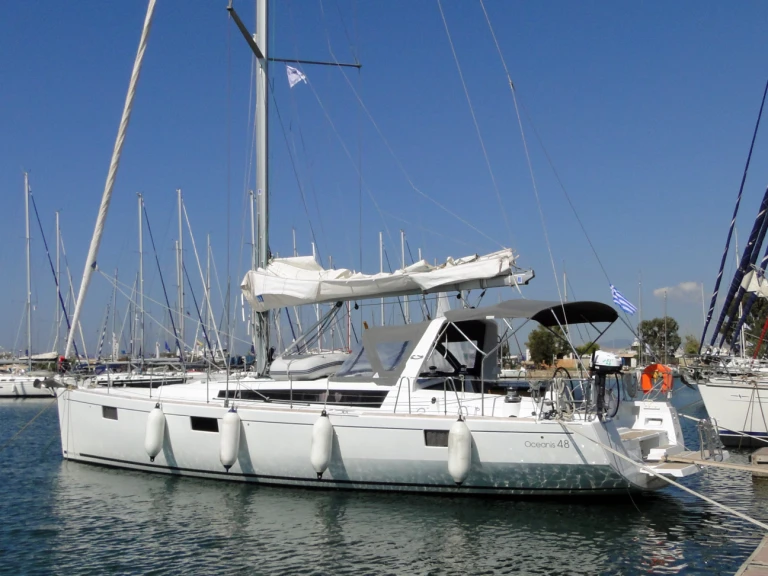 Bénéteau Oceanis 48 da affittare a  Komolac