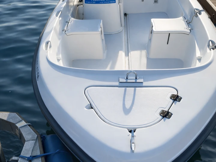 Noleggio barche Quicksilver Quicksilver 500 Fish a Marín su Samboat