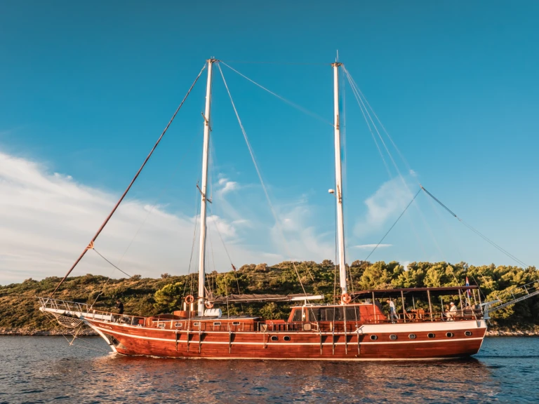 Noleggio barche Spalato economico Gulet Croatia