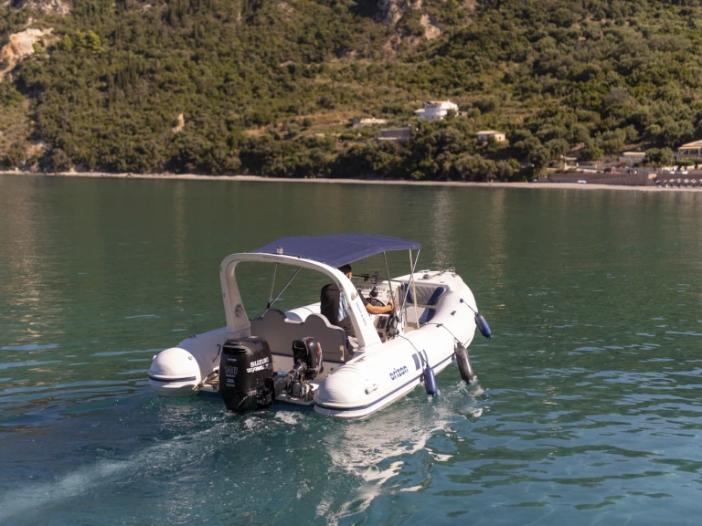 Noleggiare una Horizon 580 a Aríllas