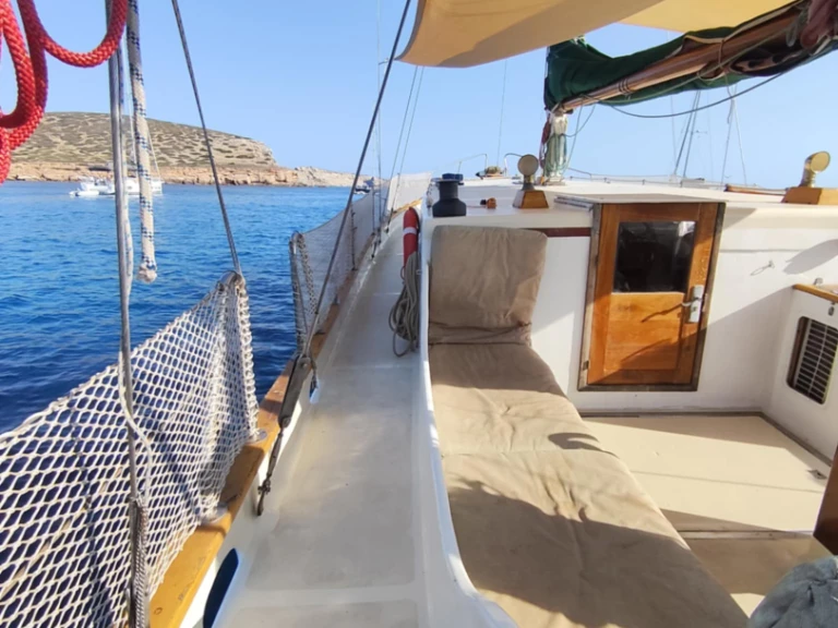 Custom Ketch da affittare a  Sant Antoni de Portmany