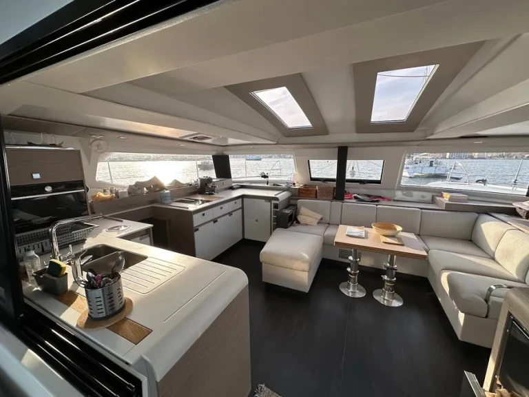 Fountaine Pajot Elba 45 da affittare a  Cogolin