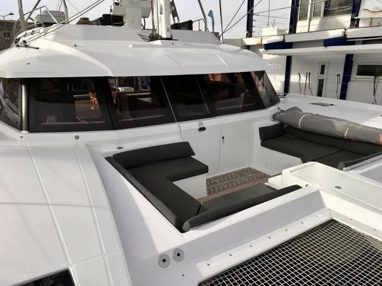 Noleggio Catamarano con o senza skipper Fountaine Pajot a Cogolin