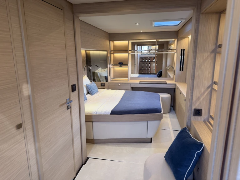 Lagoon Lagoon 60 da affittare a  Castellammare di Stabia