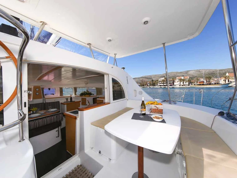 Noleggio Catamarano a Zara – Lagoon Lagoon 380 S2