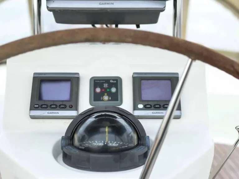 Barca a vela a noleggio a Punat al miglior prezzo